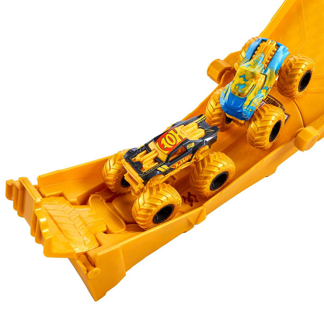 bo-thu-thach-hwmt-duong-dua-nha-vo-dich-dia-hinh-monster-trucks-jmw70-05