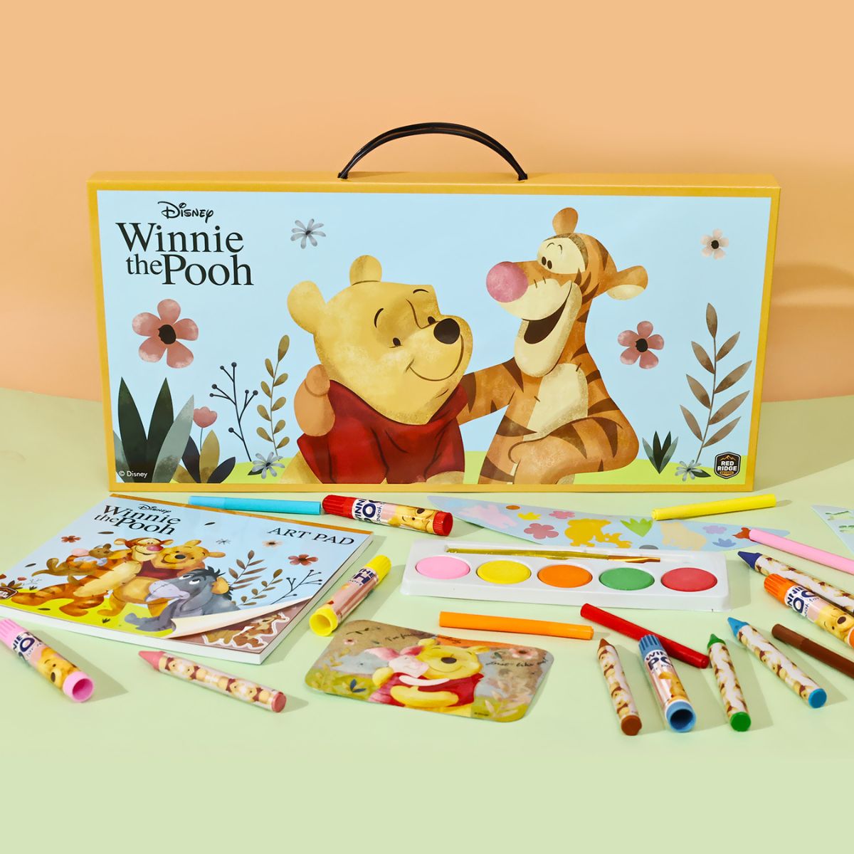 bo-vali-nhieu-loai-mau-kem-sticker-winnie-the-pooh-red-ridge-100492-03