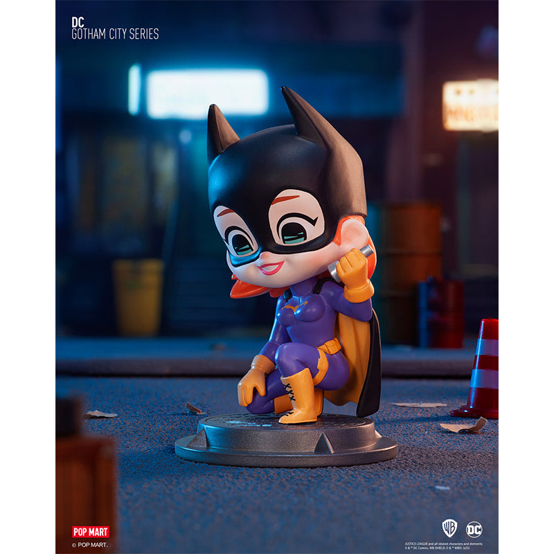 Mô Hình DC Thành Phố Gotham POP MART 6941848214843