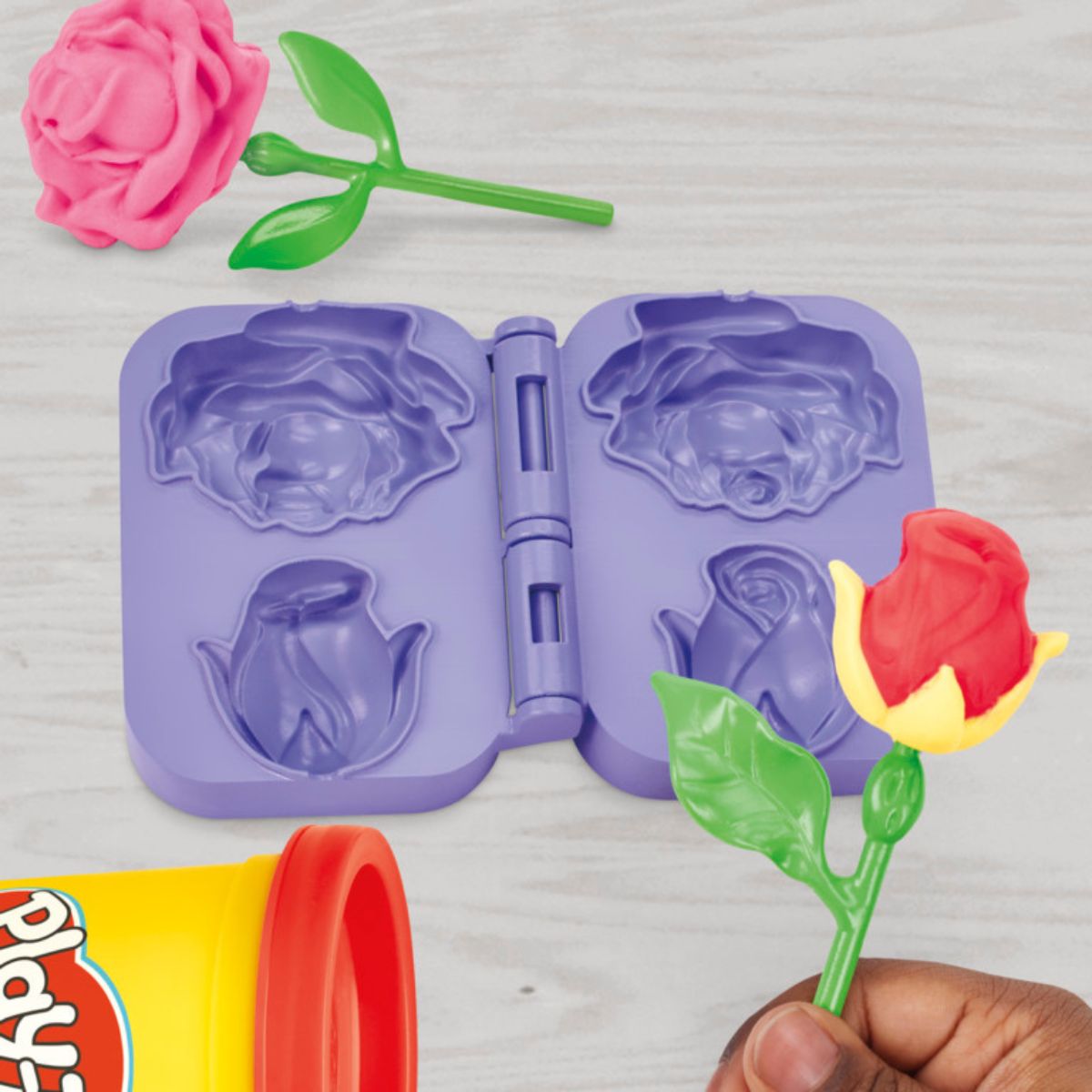 combo-bo-khuon-lam-hoa-hong-va-bot-nan-4-mau-mini-playdoh-cbg3390-g2476-23241-04