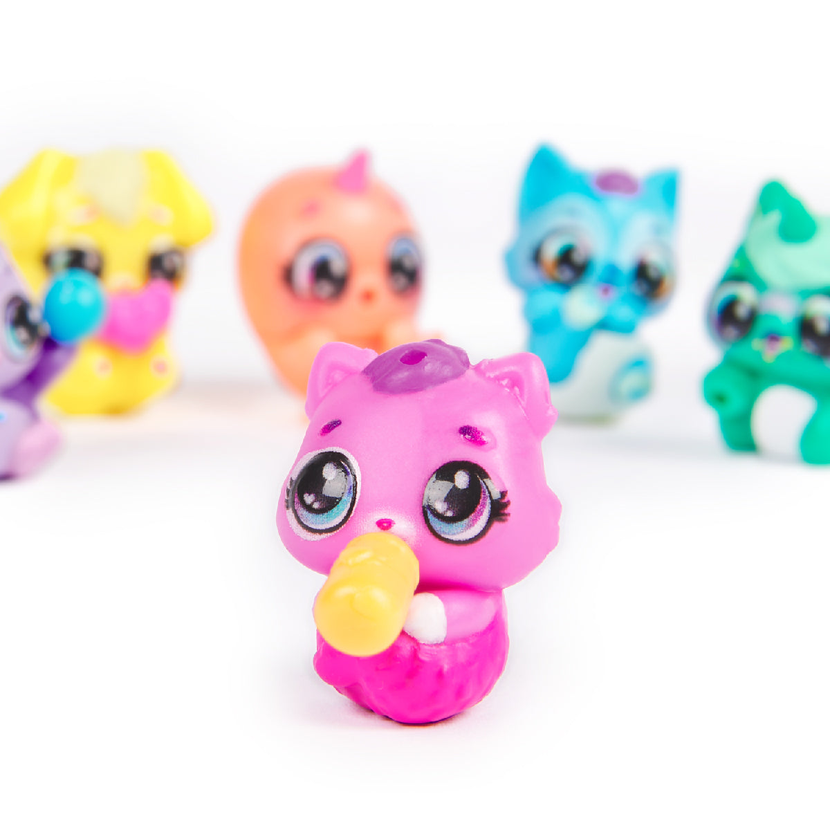Đồ Chơi Khu Ấp Trứng Cầu Vồng HATCHIMALS 6070168