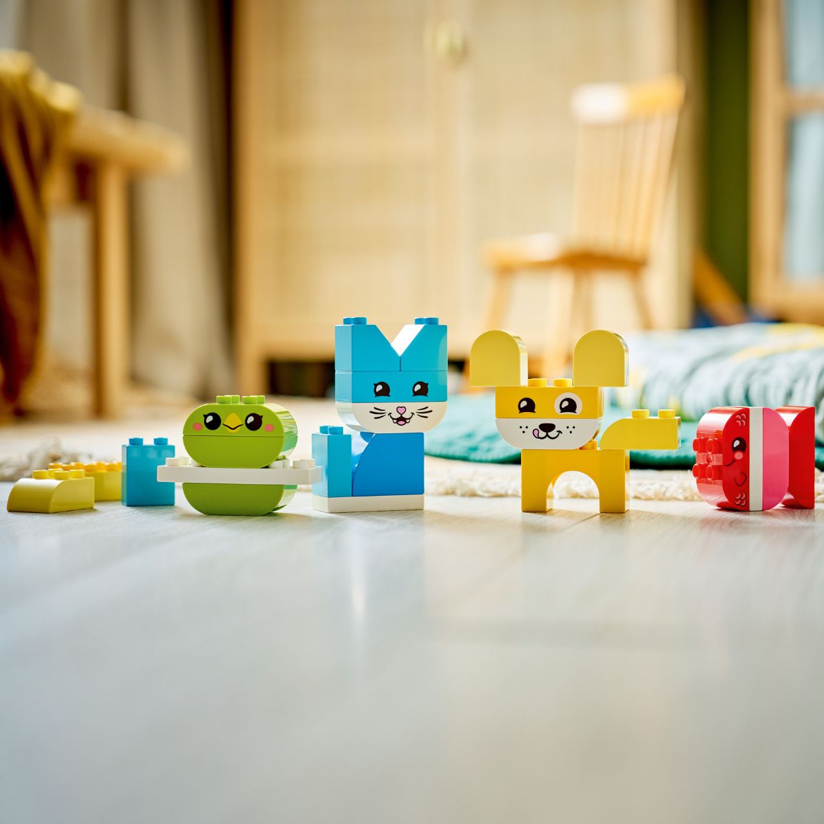 do-choi-lap-rap-3-trong-1-thu-cung-sang-tao-dang-yeu-lego-duplo-10477-06