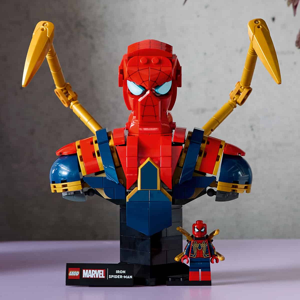 Đồ Chơi Lắp Ráp Bán Thân Của Người Nhện LEGO SUPERHEROES 76326