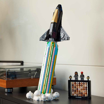 do-choi-lap-rap-bay-len-mat-trang-cung-pharrel-williams-lego-icons-10391-04