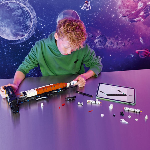 do-choi-lap-rap-be-phong-ten-lua-nasa-artemis-lego-technic-42221-09