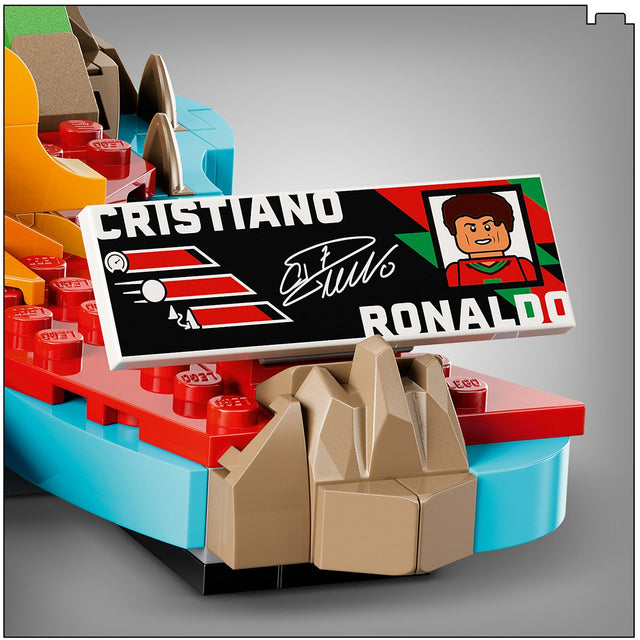 do-choi-lap-rap-bieu-tuong-san-co-cristiano-ronaldo-lego-editions-sports-43012-08
