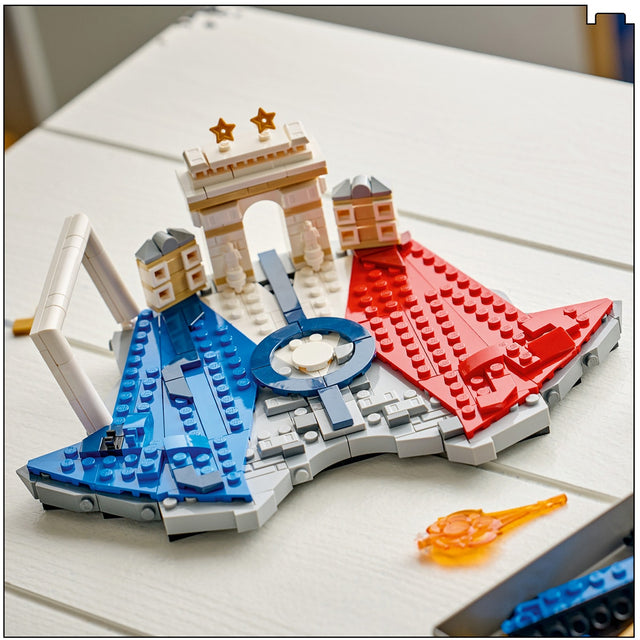 do-choi-lap-rap-bieu-tuong-san-co-kylian-mbappe-lego-editions-sports-43013-07