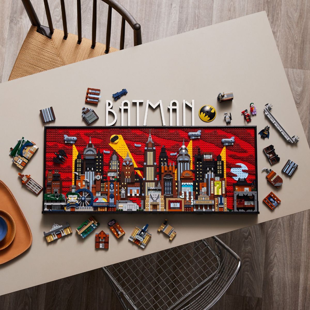 Đồ Chơi Lắp Ráp Bức Tranh Thành Phố Gotham LEGO SUPERHEROES 76271
