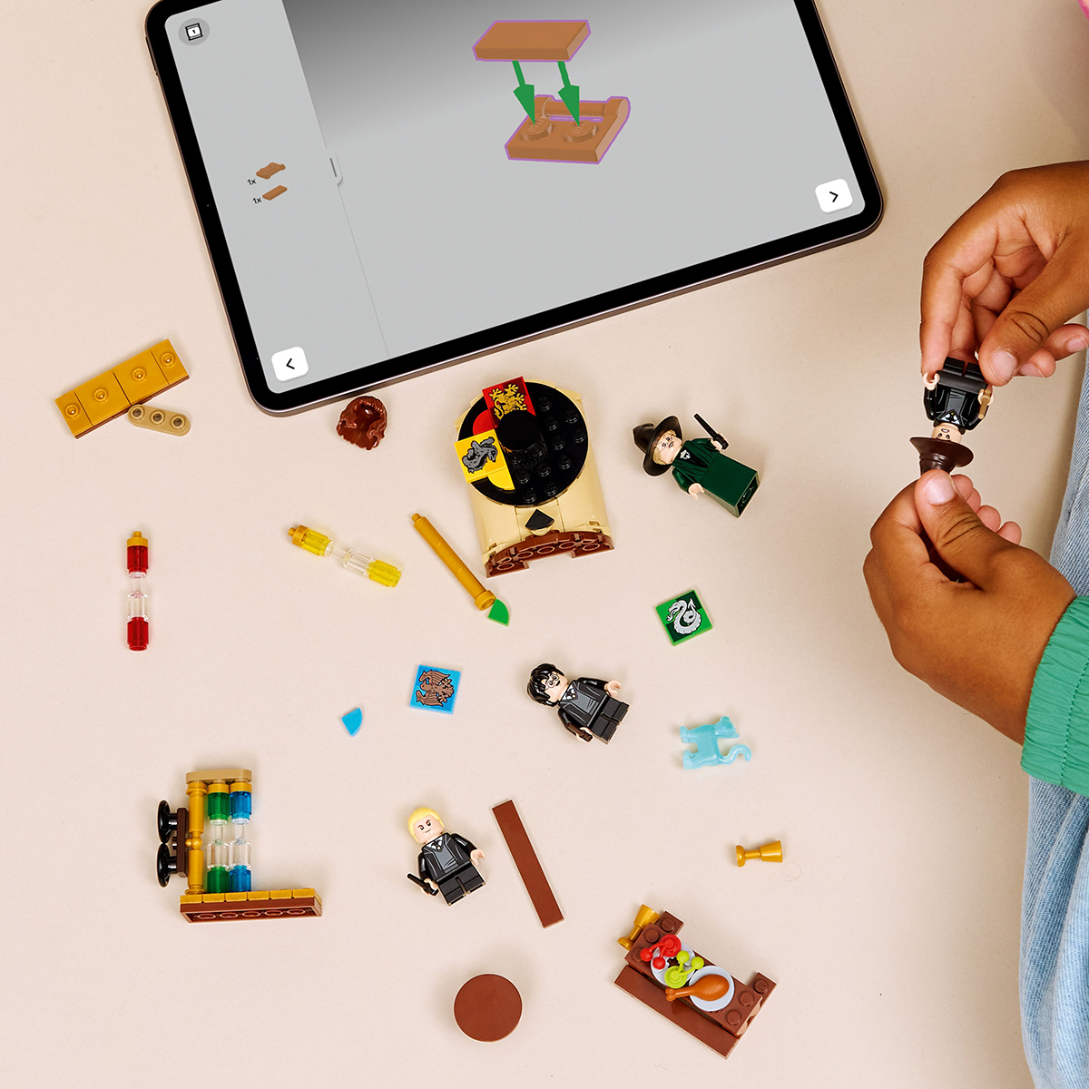 Đồ Chơi Lắp Ráp Buổi Lễ Phân Loại Tại Hogwarts™ LEGO HARRY POTTER 76460