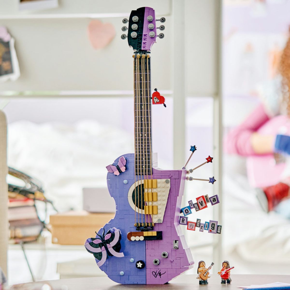 Đồ Chơi Lắp Ráp Cây Đàn Ghi-Ta 2 Trong 1 Của Olivia LEGO EDITIONS MUSIC 43031 (1228 Chi Tiết)