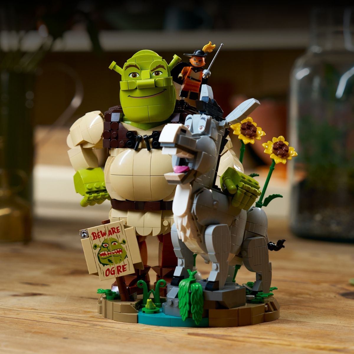 do-choi-lap-rap-chan-tinh-shrek-lua-va-meo-di-hia-lego-b-2026-72423-02