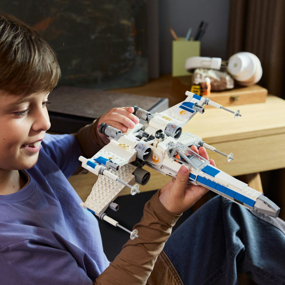 do-choi-lap-rap-chien-dau-co-x-wing-thuoc-new-republic-lego-star-wars-75460-08