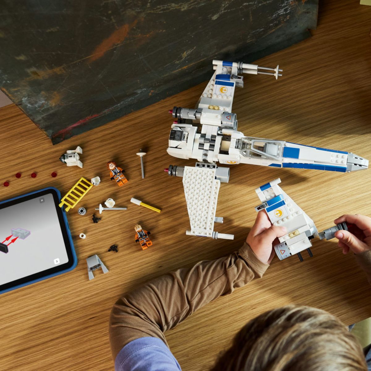 LEGO Star Wars New Republic X-Wing Starfighter 75460 (558 Pieces)