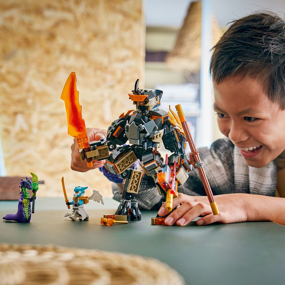 do-choi-lap-rap-chien-giap-cua-cole-rong-cua-zane-lego-ninjago-71854-010
