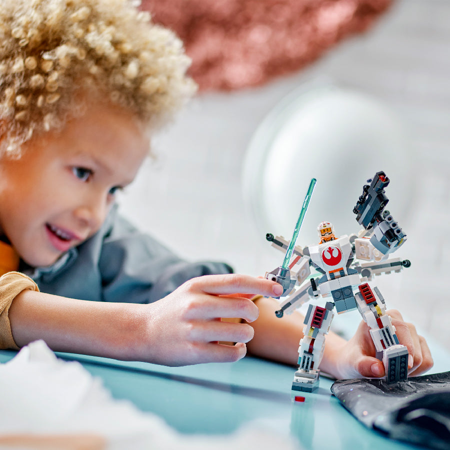 Luke Skywalker™ X-Wing™ Assembling Toy LEGO STAR WARS 75390 (195 pieces)