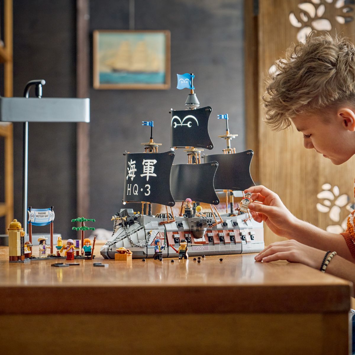 Đồ Chơi Lắp Ráp Chiến Hạm Hải Quân Của Phó Đô Đốc Garp LEGO ONE PIECE 75646 (1705 Chi Tiết)