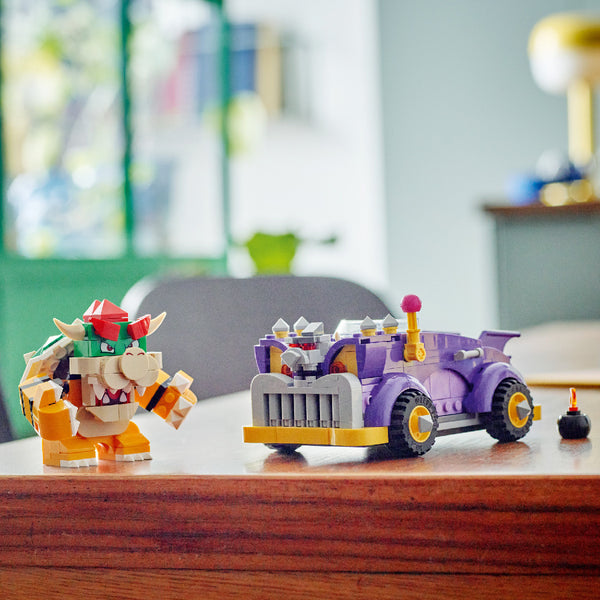 do-choi-lap-rap-chien-xe-voi-dong-co-lon-cua-bowser-lego-super-mario-71431-08