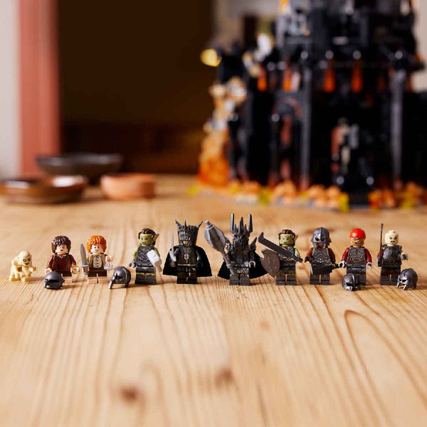 do-choi-lap-rap-chua-te-nhung-chiec-nhan-thap-barad-lego-icon-10333-014