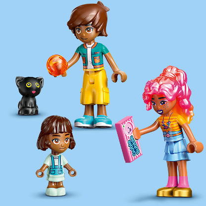do-choi-lap-rap-cua-hang-keo-ngot-thanh-pho-heartlake-lego-friends-42649-012
