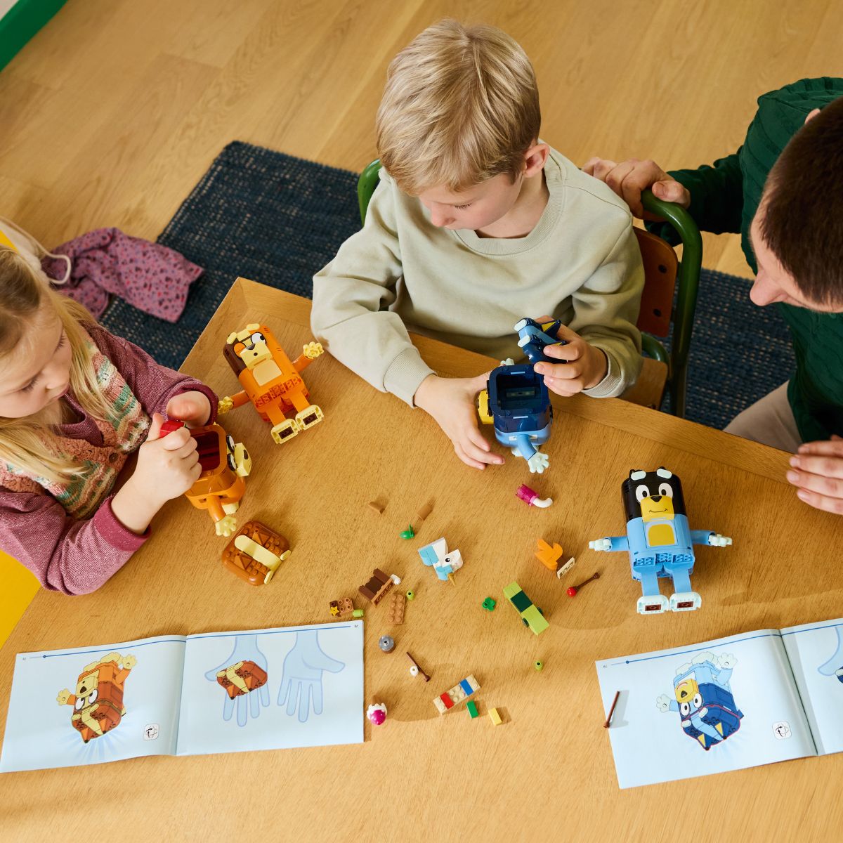 Bluey Family Building Toy LEGO BLUEY 11217