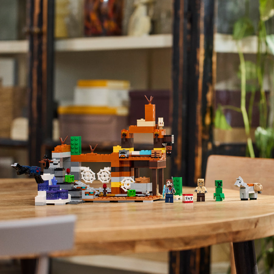 do-choi-lap-rap-ham-mo-vung-hoang-mac-lego-minecraft-21263-05