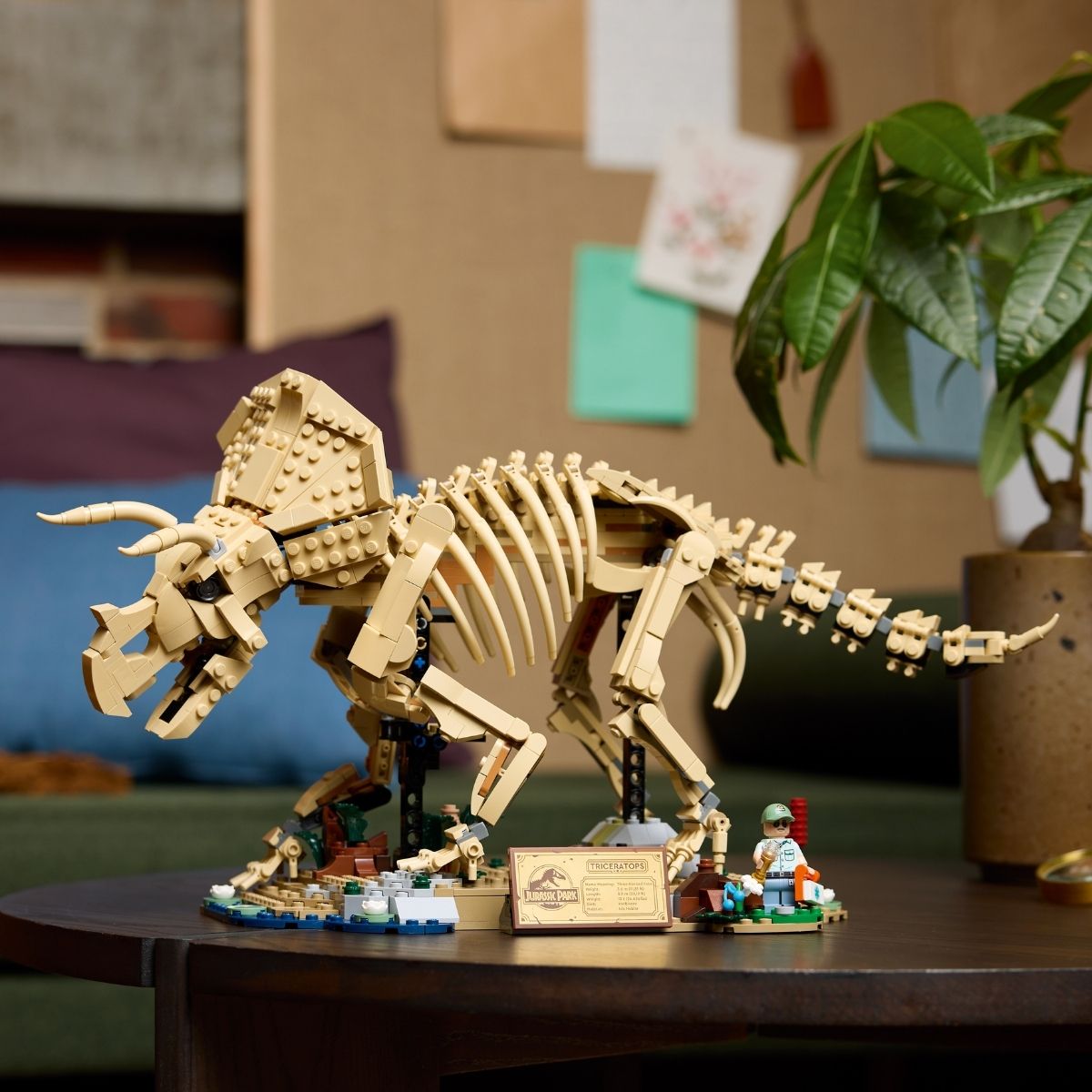 do-choi-lap-rap-hoa-thach-khung-long-triceratops-lego-jurassic-77985-06