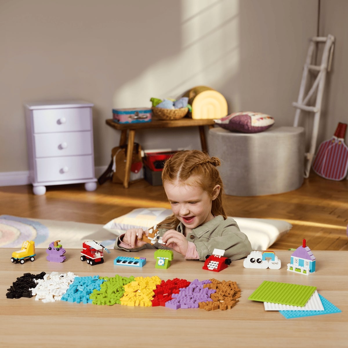 Đồ Chơi Hộp Xây Dựng Và Chơi Sáng Tạo LEGO CLASSIC 11044