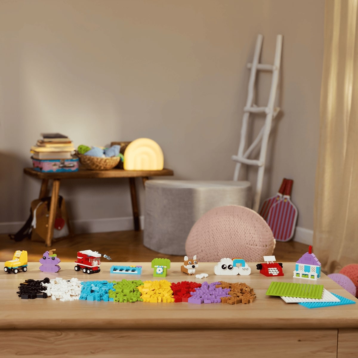 Đồ Chơi Hộp Xây Dựng Và Chơi Sáng Tạo LEGO CLASSIC 11044