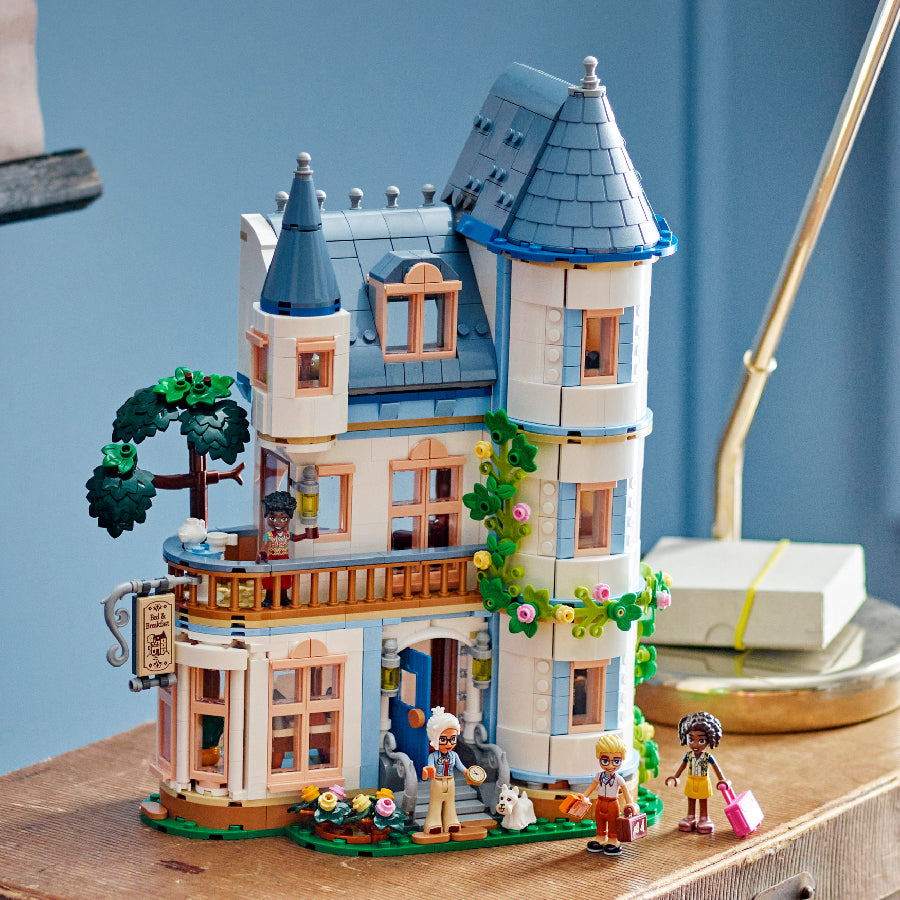 do-choi-lap-rap-khach-san-co-dien-kieu-phap-lego-friend-07
