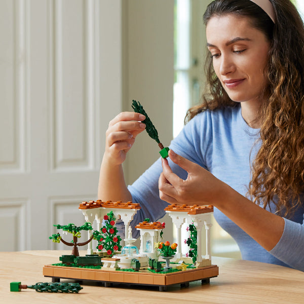 do-choi-lap-rap-khu-vuon-tay-ban-nha-lego-adutls-10359-011