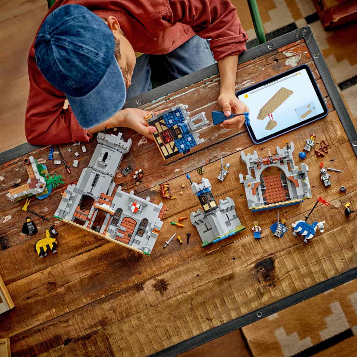 Đồ Chơi Lắp Ráp Lâu Đài Trung Cổ Của Kỵ Sĩ LEGO CREATOR 31168