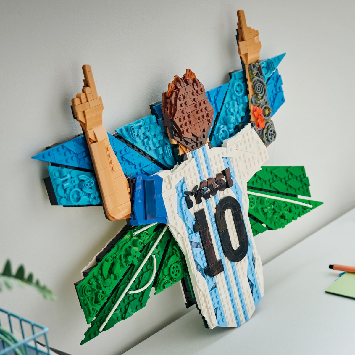 do-choi-lap-rap-lionel-messi-man-an-mung-huyen-thoai-lego-editions-sports-43018-08