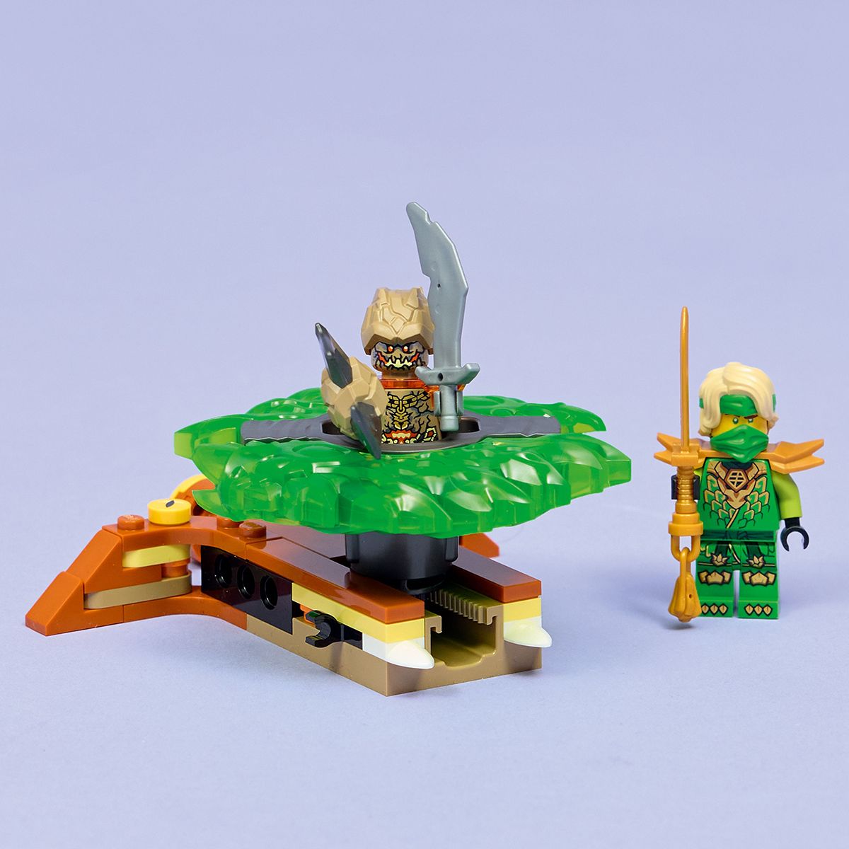 Đồ Chơi Lắp Ráp Lloyd Đối Đầu Quái Vật Đất LEGO NINJAGO 71850