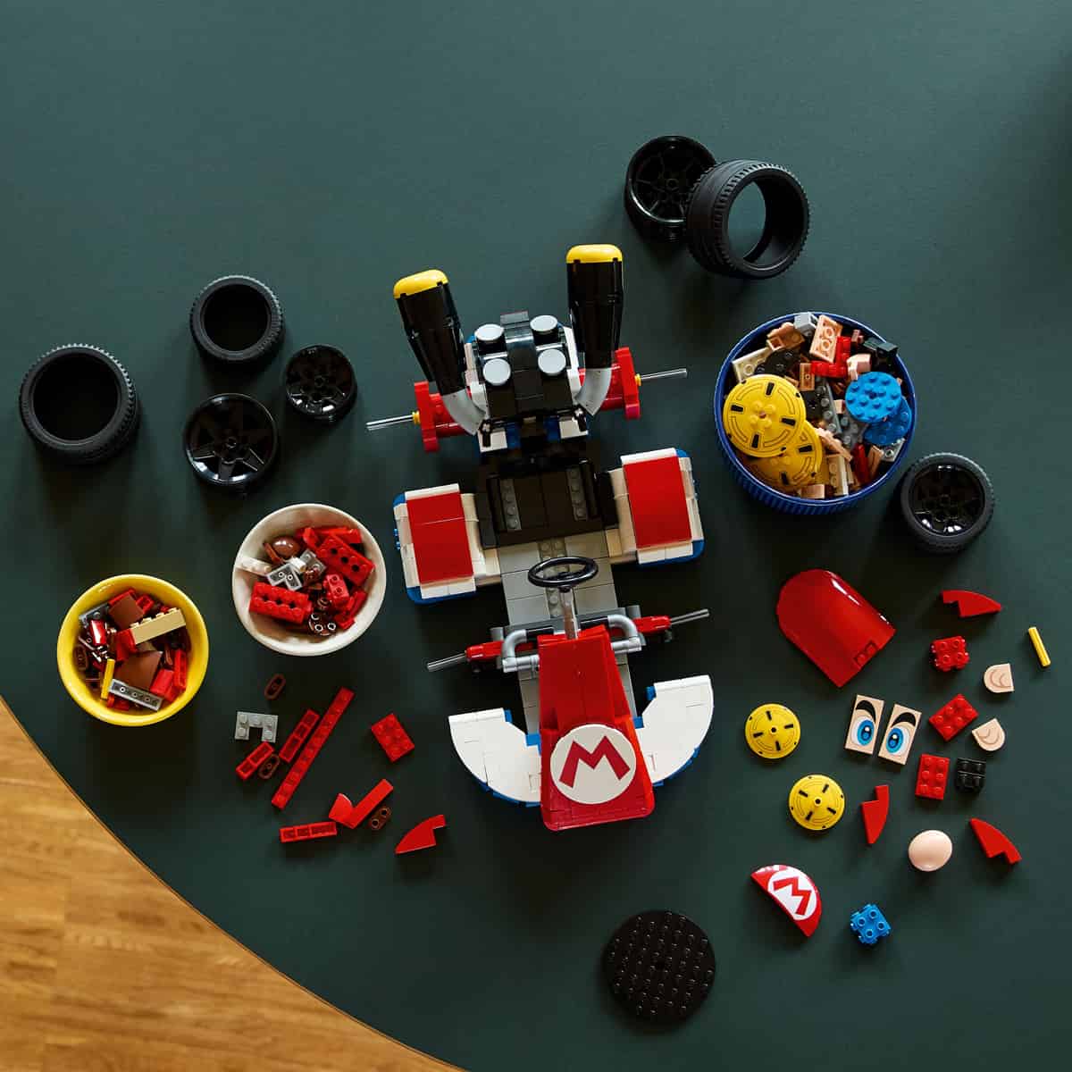 do-choi-lap-rap-mario-kart-mario-va-xe-tieu-chuan-lego-super-mario-72037-06