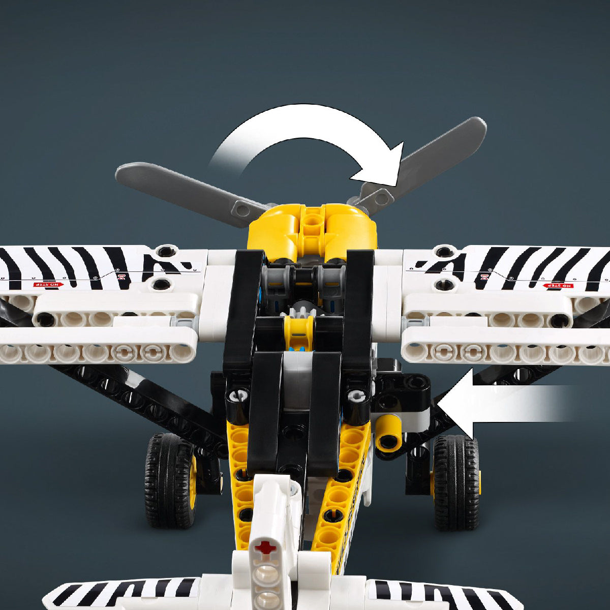 do-choi-lap-rap-may-bay-canh-quat-lego-technic-42198-06