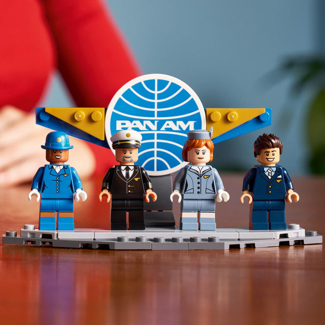 do-choi-lap-rap-may-bay-cho-khach-douglas-dc-3-pan-am-lego-icons-11378-010