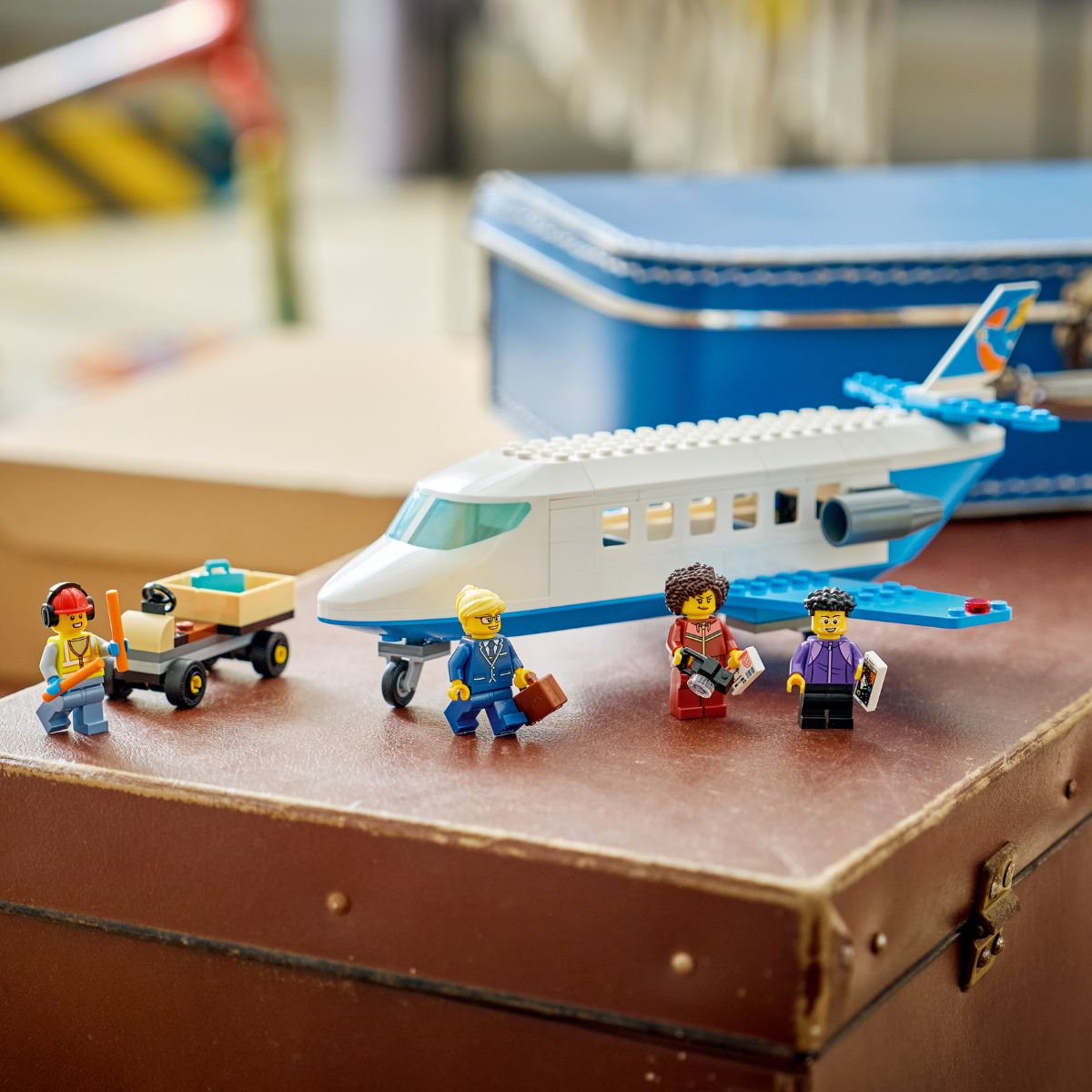 Đồ Chơi Lắp Ráp Máy Bay Chở Khách LEGO CITY 60492 (118 chi tiết)