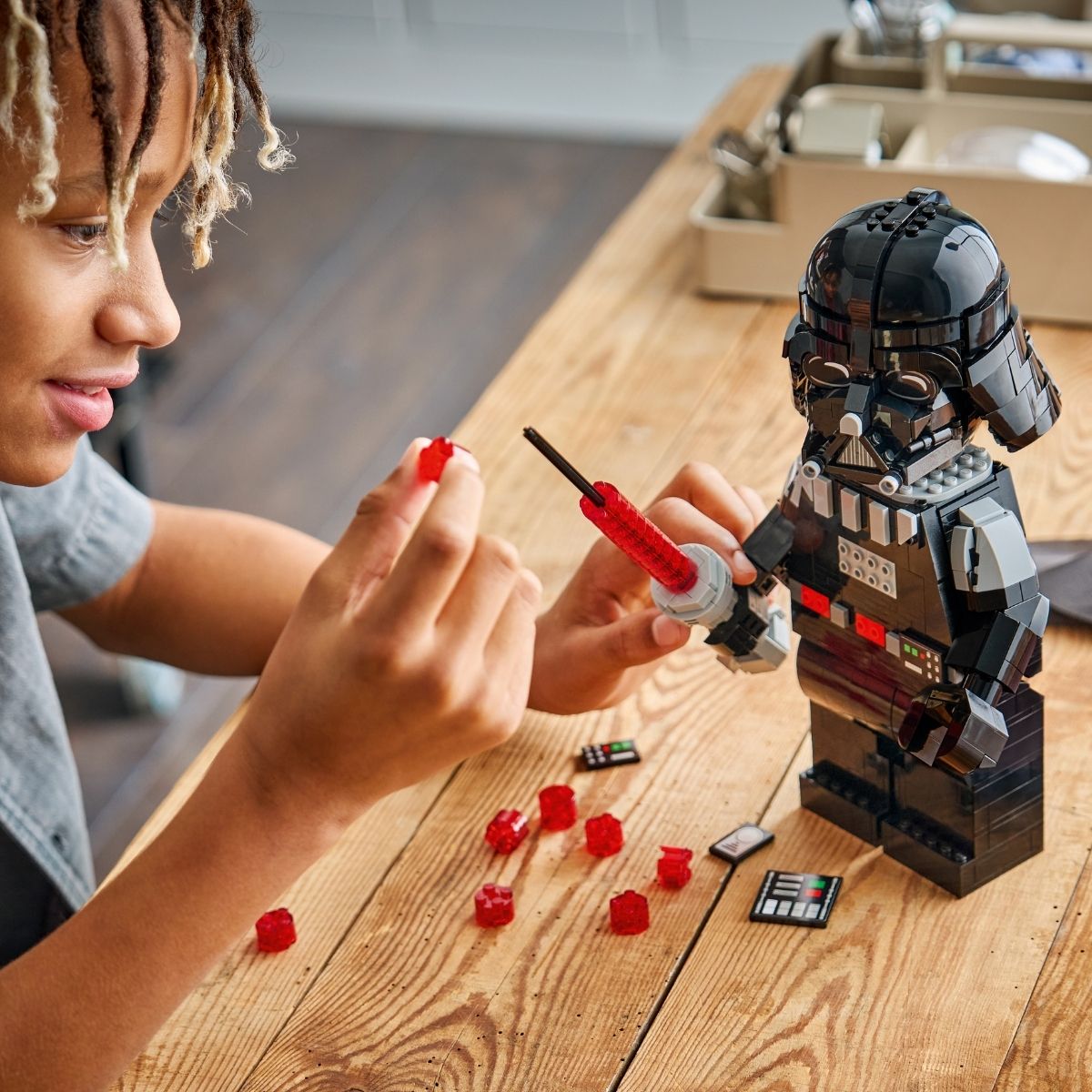 Đồ Chơi Lắp Ráp Mô Hình Darth Vader Cầm Kiếm Lightsaber LEGO STAR WARS 75461 (1028 chi tiết)