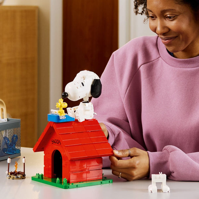 do-choi-lap-rap-peanuts-ngoi-nha-snoopy-dang-yeu-lego-ideas-21368-012