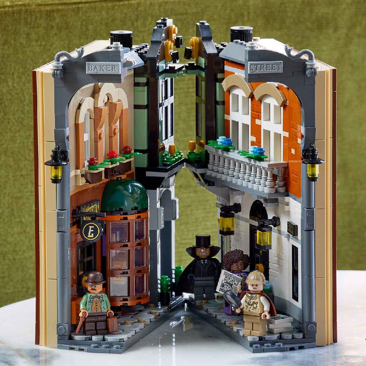 Đồ Chơi Lắp Ráp Phố Baker - Sherlock Holmes LEGO ICONS 10351