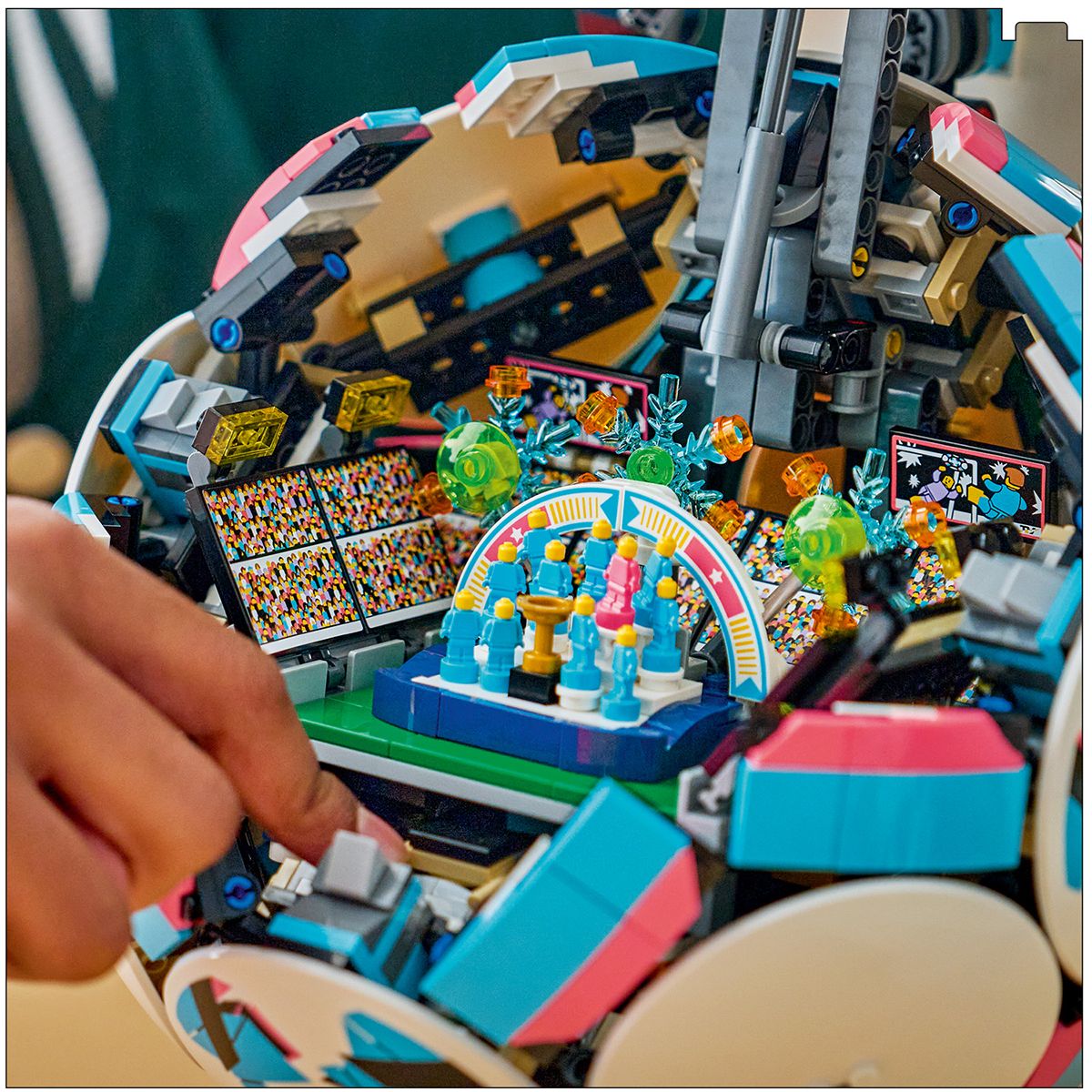 do-choi-lap-rap-qua-bong-da-lego-editions-sports-43019-07