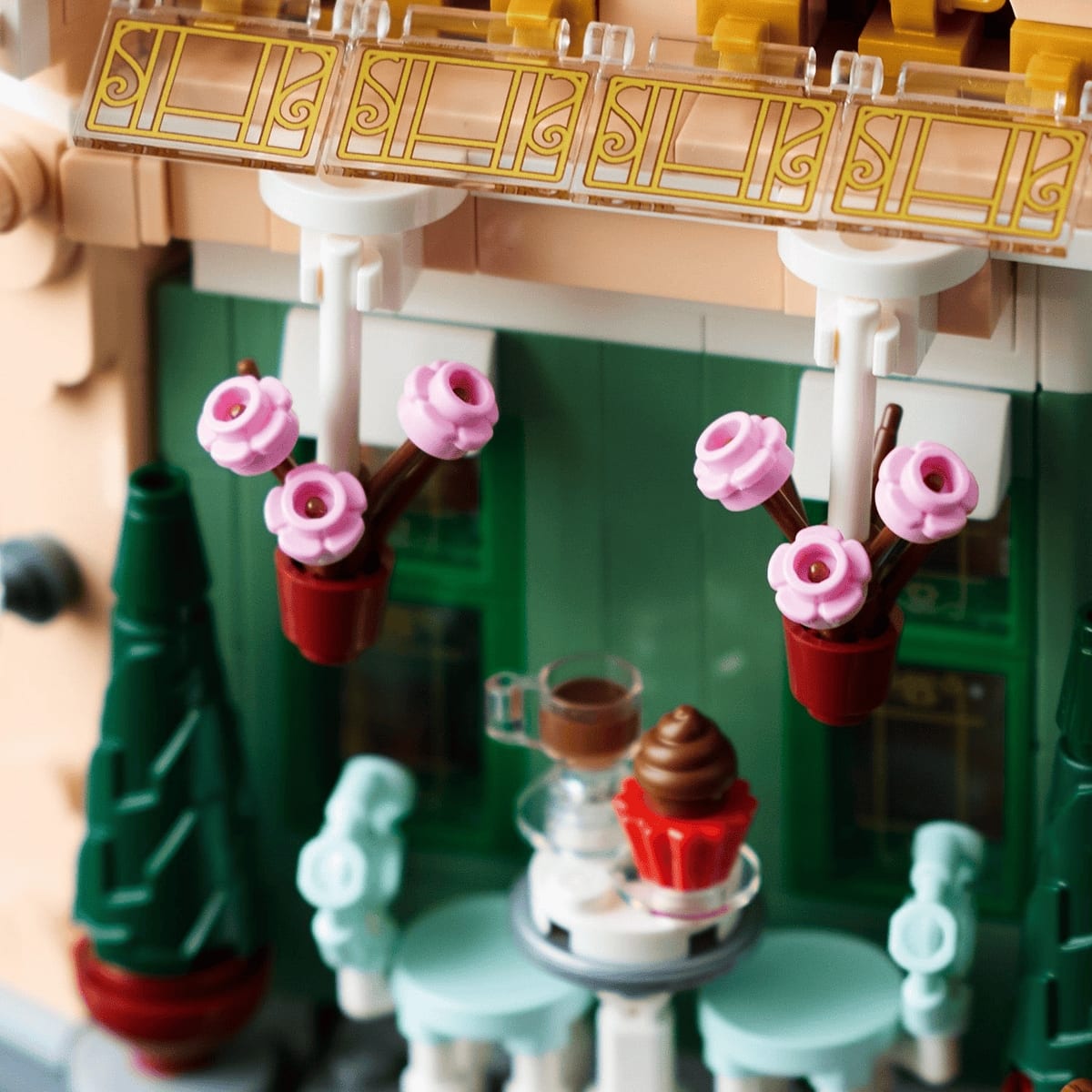 Đồ Chơi Lắp Ráp Quán Cà Phê Kiểu Pháp LEGO ICONS 10362 (1101 chi tiết)