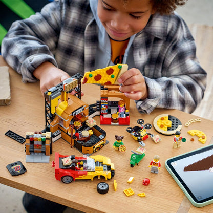 do-choi-lap-rap-quay-ban-va-bo-phuong-tien-giao-banh-pizza-lego-city-60496-08
