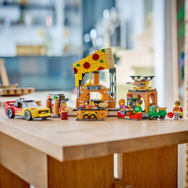 do-choi-lap-rap-quay-ban-va-bo-phuong-tien-giao-banh-pizza-lego-city-60496-06