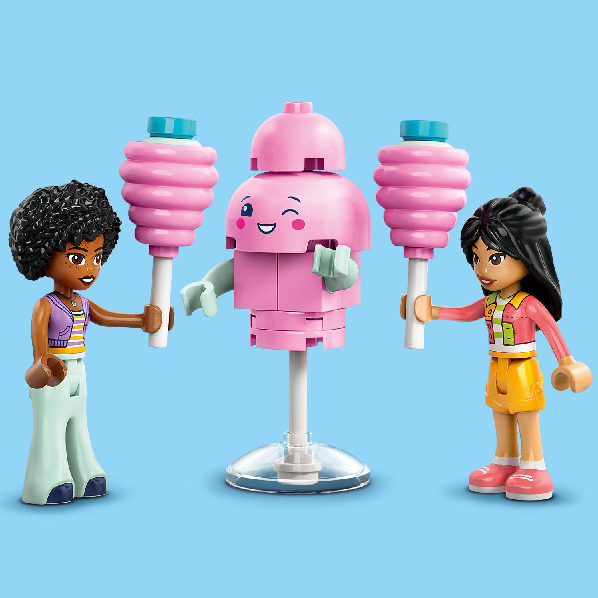 do-choi-lap-rap-quay-keo-bong-gon-di-dong-va-xe-scooter-lego-friends-42643-04
