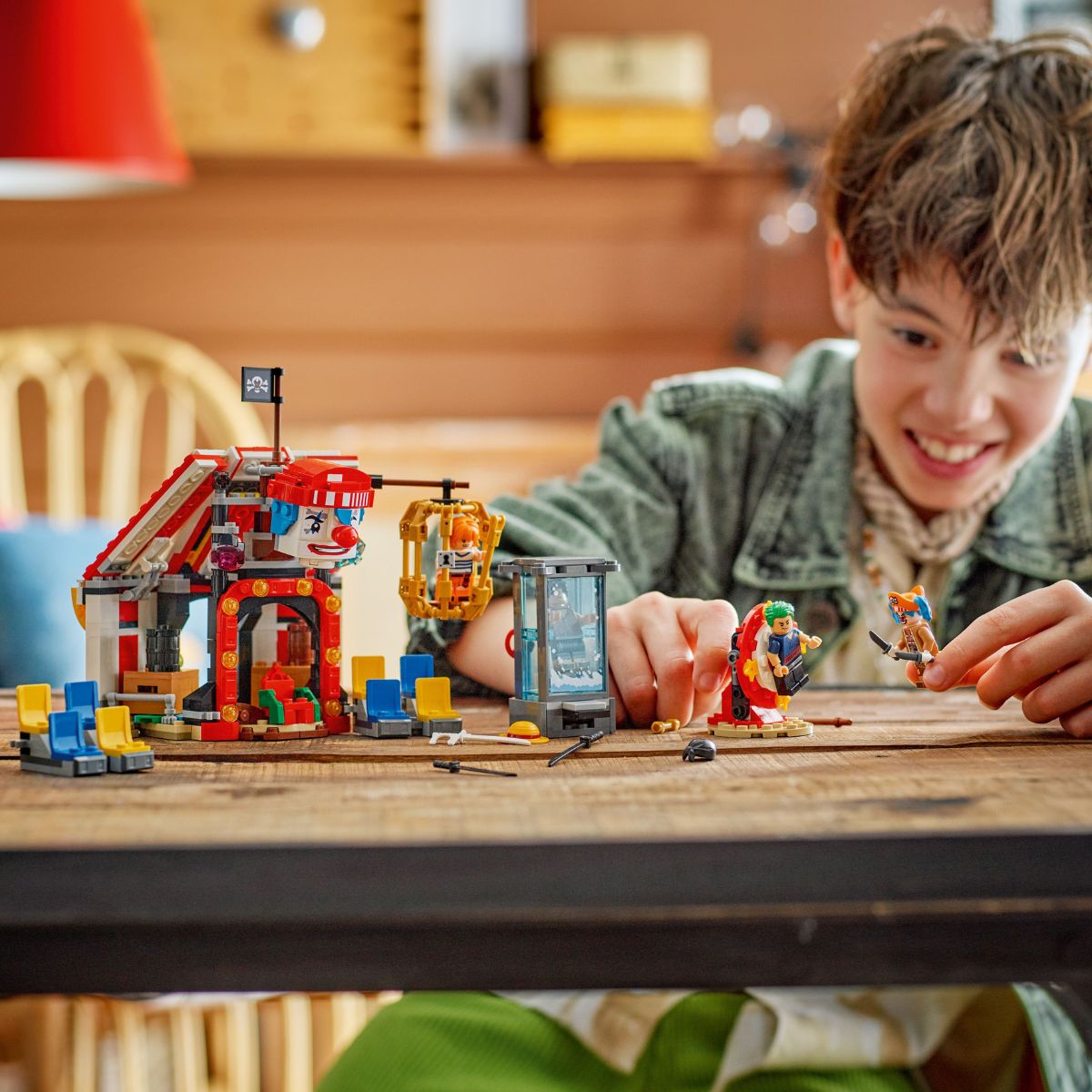 Đồ Chơi Lắp Ráp Rạp Xiếc Của Chú Hề Buggy LEGO ONE PIECE 75637