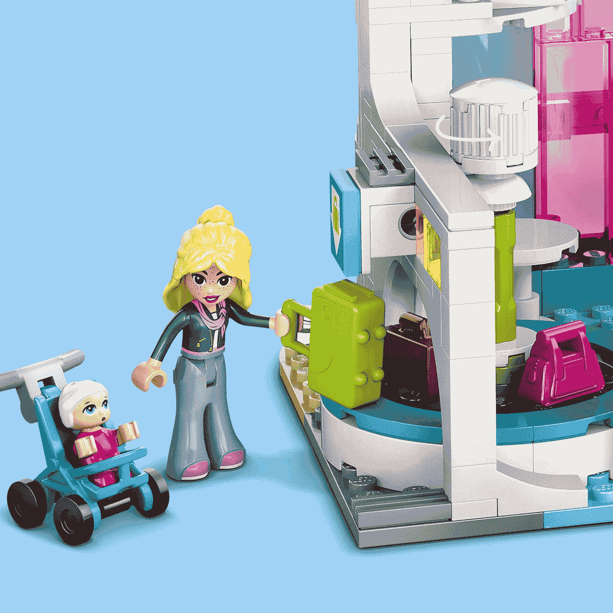 Đồ Chơi Lắp Ráp Sân Bay Và Máy Bay Thành Phố Heartlake LEGO FRIENDS 42656