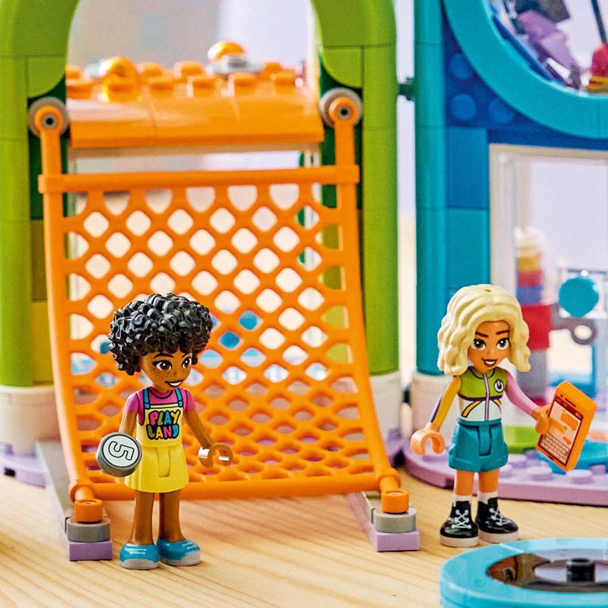 Đồ Chơi Lắp Ráp Sân Chơi Trong Nhà Vui Nhộn LEGO FRIENDS 42686