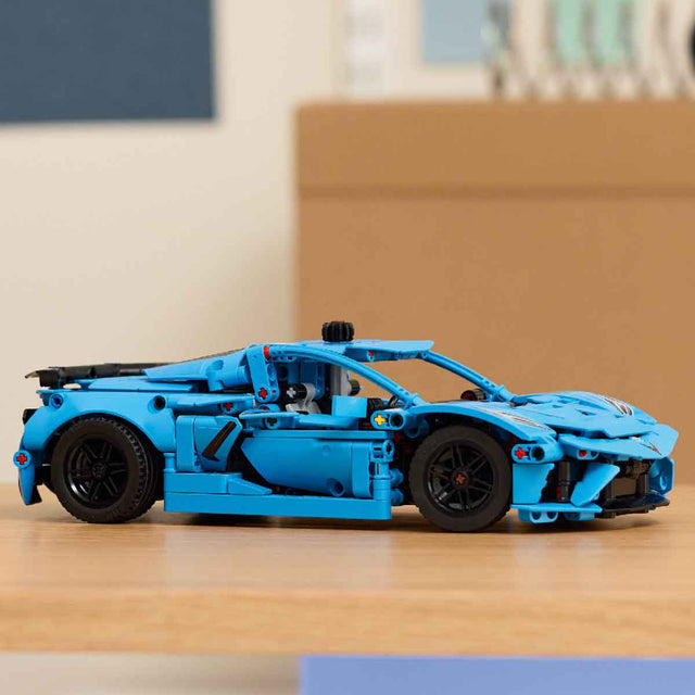 do-choi-lap-rap-sieu-xe-corvette-stingray-xanh-duong-lego-technic-42217-lg-05