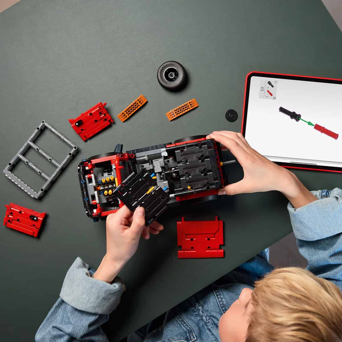 Đồ Chơi Lắp Ráp Siêu Xe Xe Địa Hình Ford Bronco® – V29 LEGO TECHNIC 42213-LG